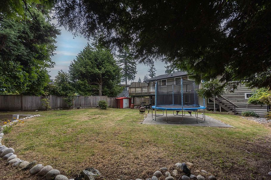2488 Belloc Street North Vancouver, BC - 34