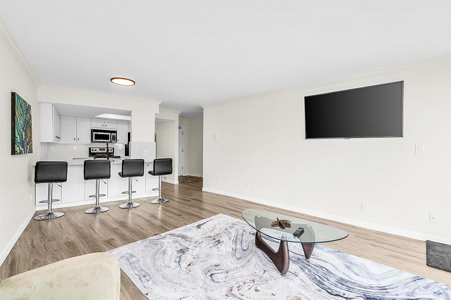 406 995 Roche Point Drive North Vancouver, BC - 4