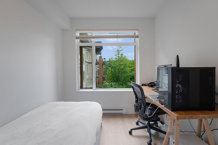 320 2280 Wesbrook Mall Vancouver, BC - 13