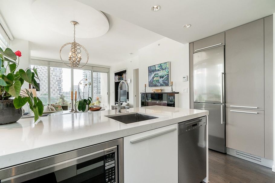 707 1351 Continental Street Vancouver, BC - 15