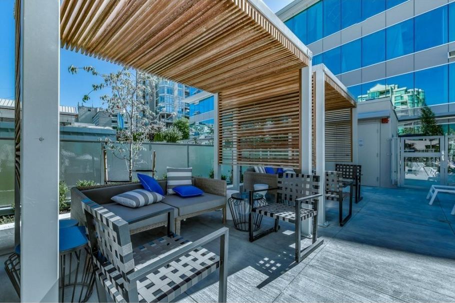 1401 112 E 13th Street North Vancouver, BC - 23