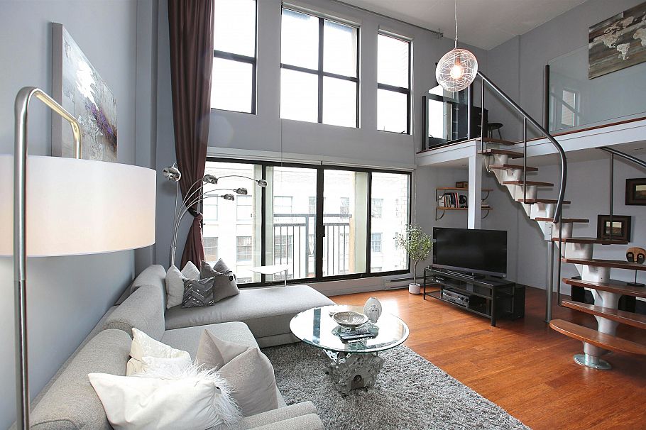 511 22 E Cordova Street Vancouver, BC - 1