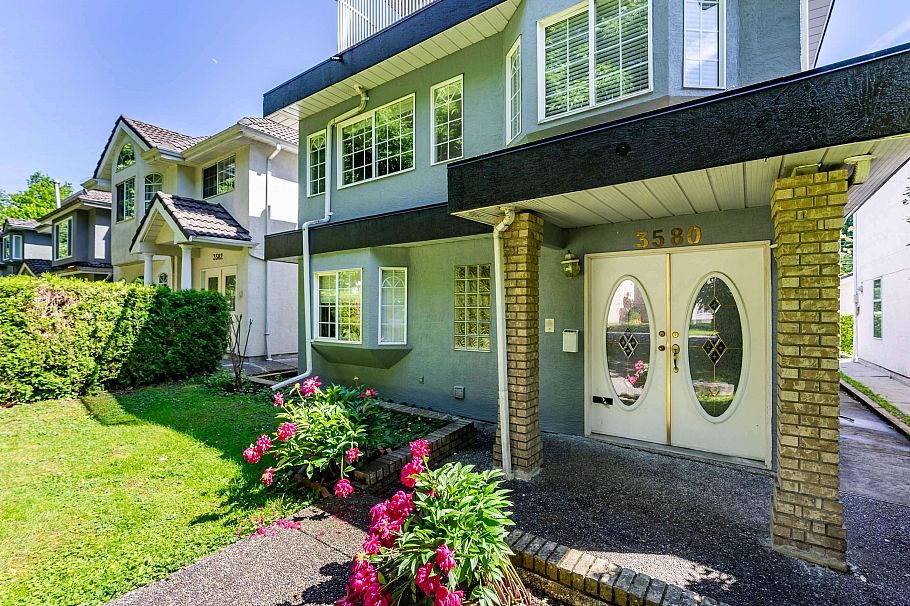 3580 William Street Vancouver, BC - 2