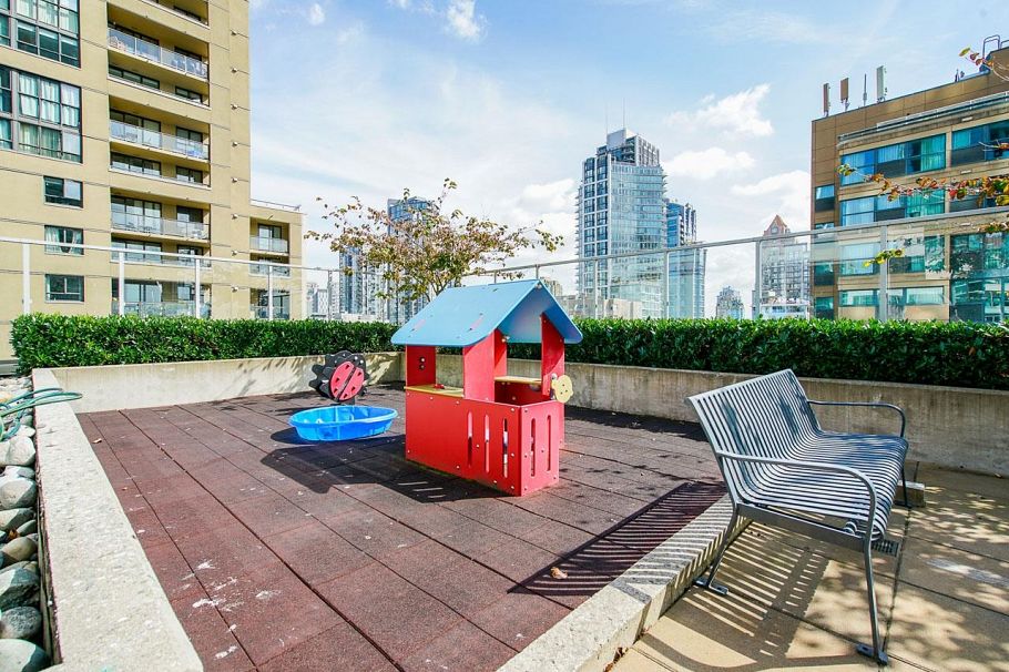 707 1351 Continental Street Vancouver, BC - 37