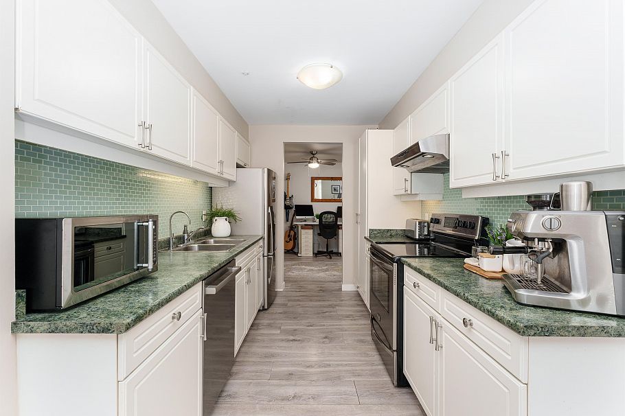 212 3690 Banff Court North Vancouver, BC - 17