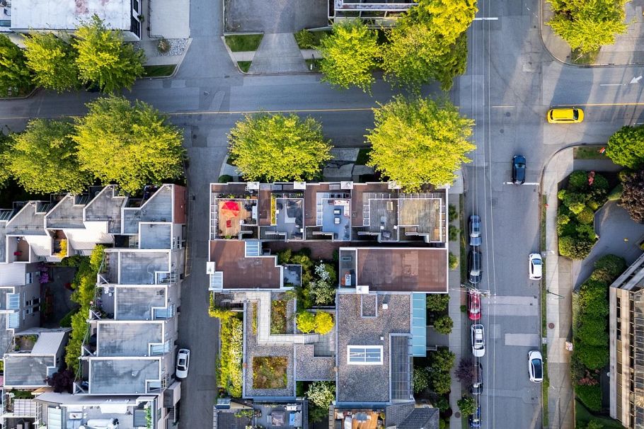 2391 Oak Street Vancouver, BC - 29