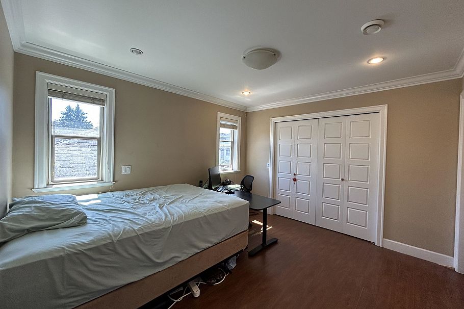 8463 Oak Street Vancouver, BC - 11