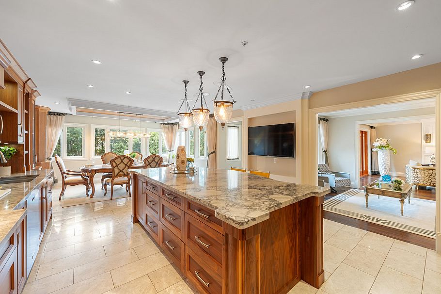 3982 W 35th Avenue Vancouver, BC - 19