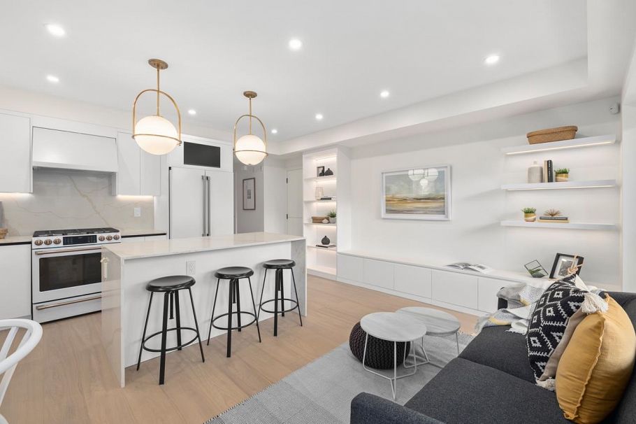 681 W 18th Avenue Vancouver, BC - 2