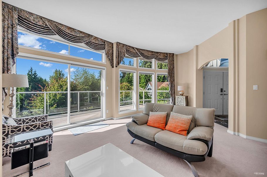 3945 Braemar Place North Vancouver, BC - 15