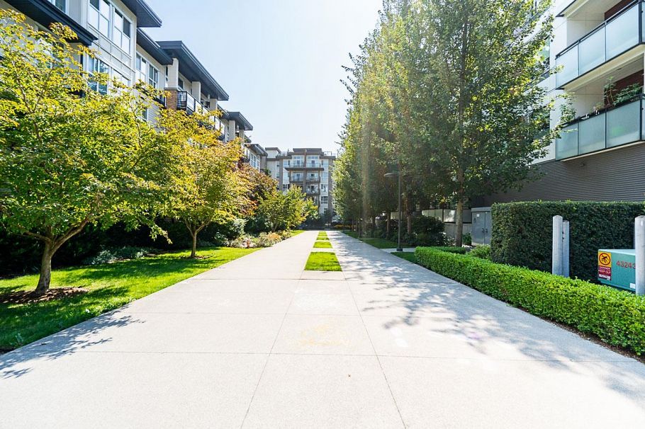 207 5928 Birney Avenue Vancouver, BC - 34