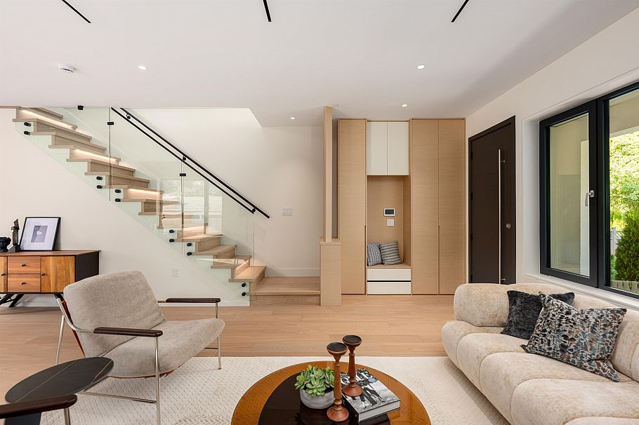 4477 Wallace Street Vancouver, BC - 11