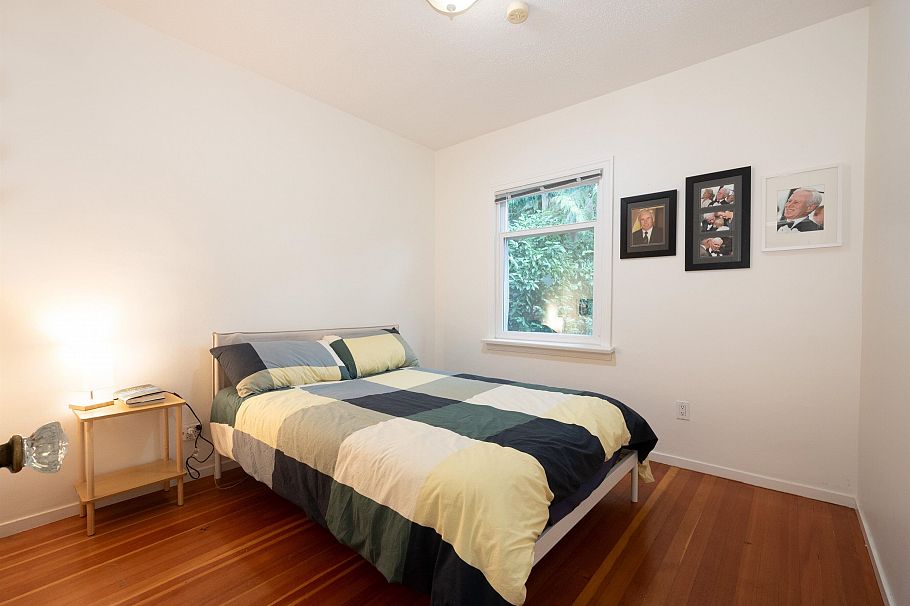 3476 W 13th Avenue Vancouver, BC - 14