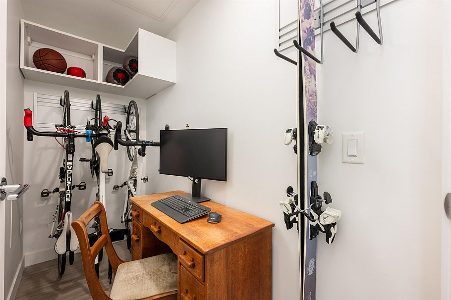 208 707 E 3rd Street North Vancouver, BC - 17