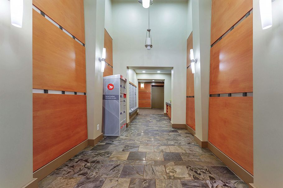 320 2280 Wesbrook Mall Vancouver, BC - 3