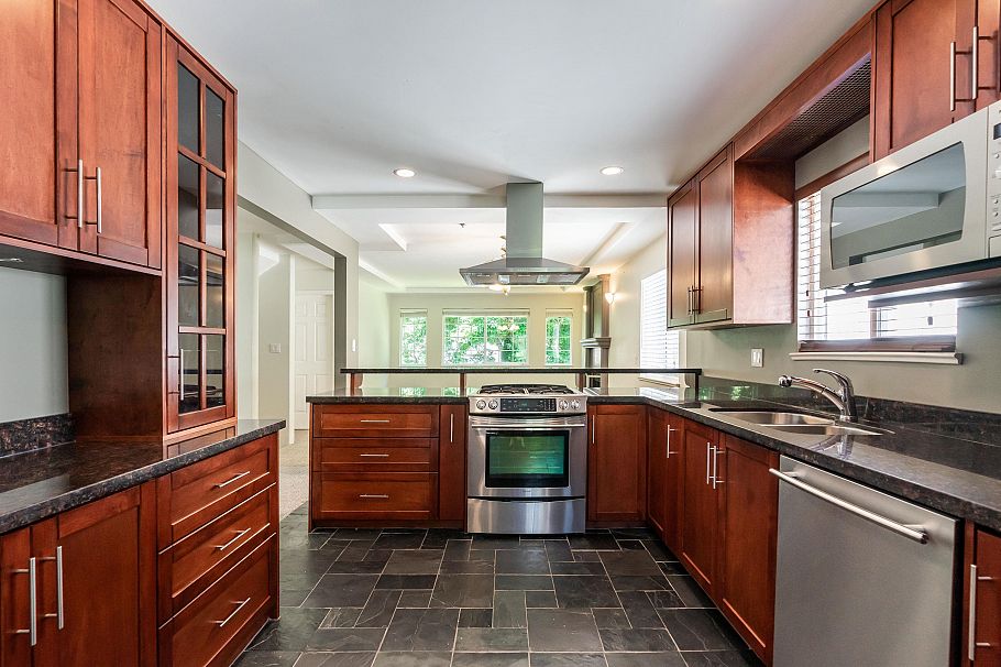 3580 William Street Vancouver, BC - 4