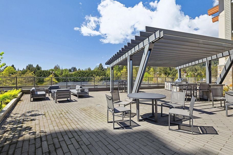 609 2780 Valley Centre Avenue North Vancouver, BC - 27