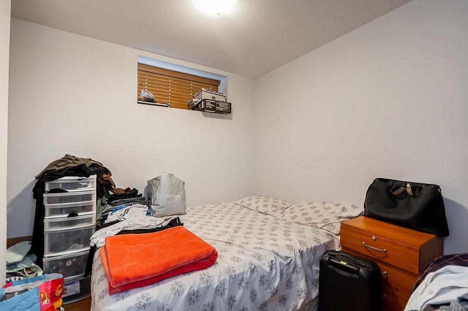 1306 E 60 Avenue Vancouver, BC - 31