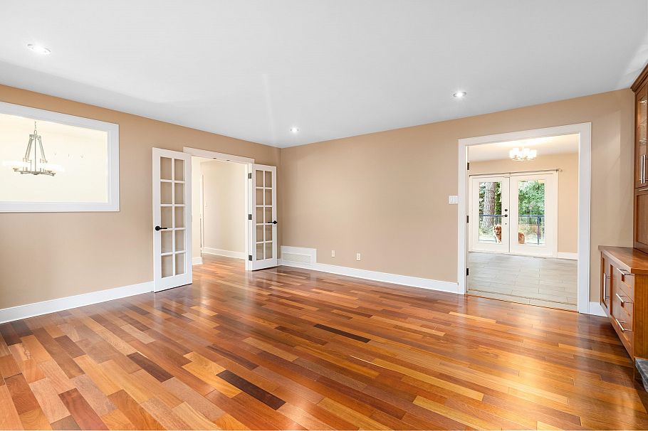 4793 Capilano Road North Vancouver, BC - 10