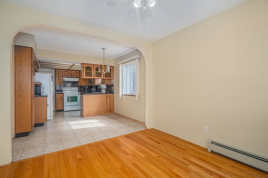 3240 Clive Avenue Vancouver, BC - 17