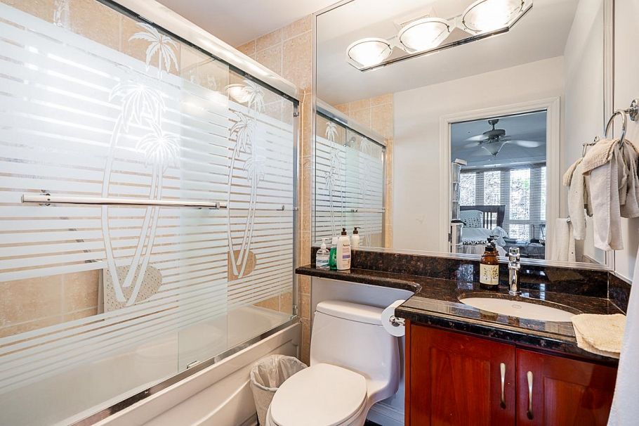 1306 E 60 Avenue Vancouver, BC - 24