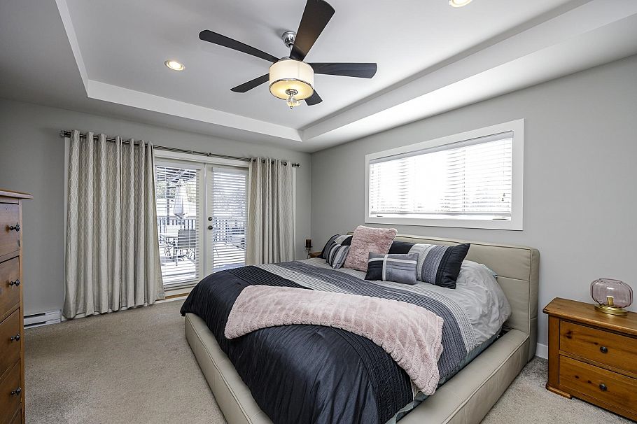 887 E 17th Street North Vancouver, BC - 15