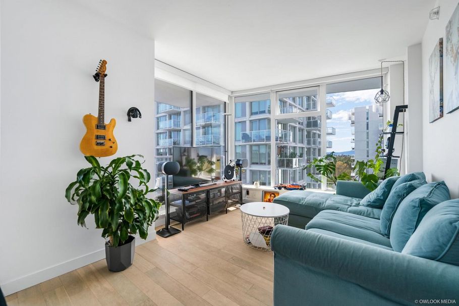 1210 2220 Kingsway Vancouver, BC - 8