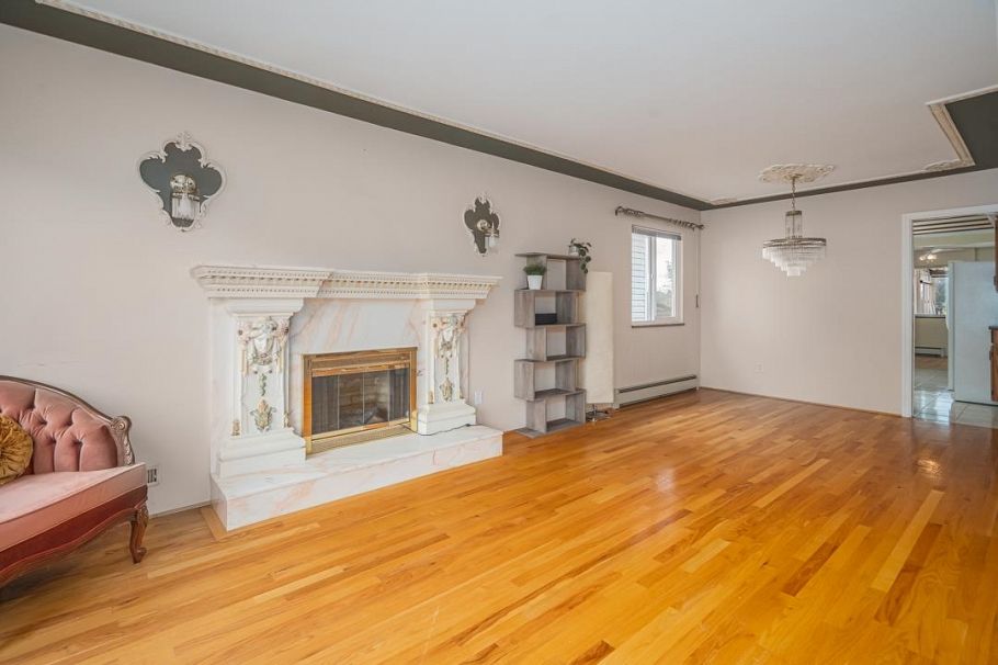 3240 Clive Avenue Vancouver, BC - 8