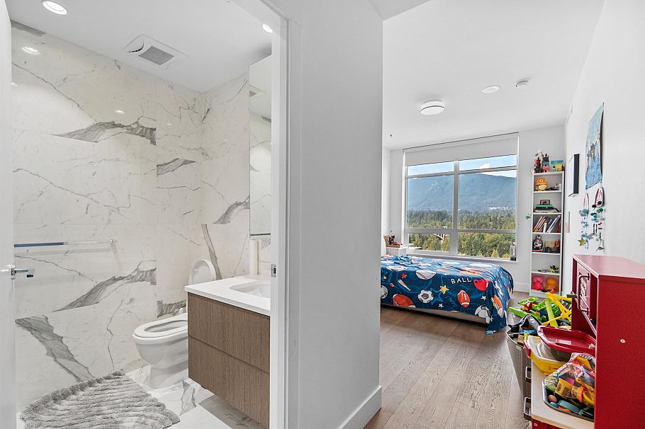 2201 1632 Lions Gate Lane North Vancouver, BC - 22