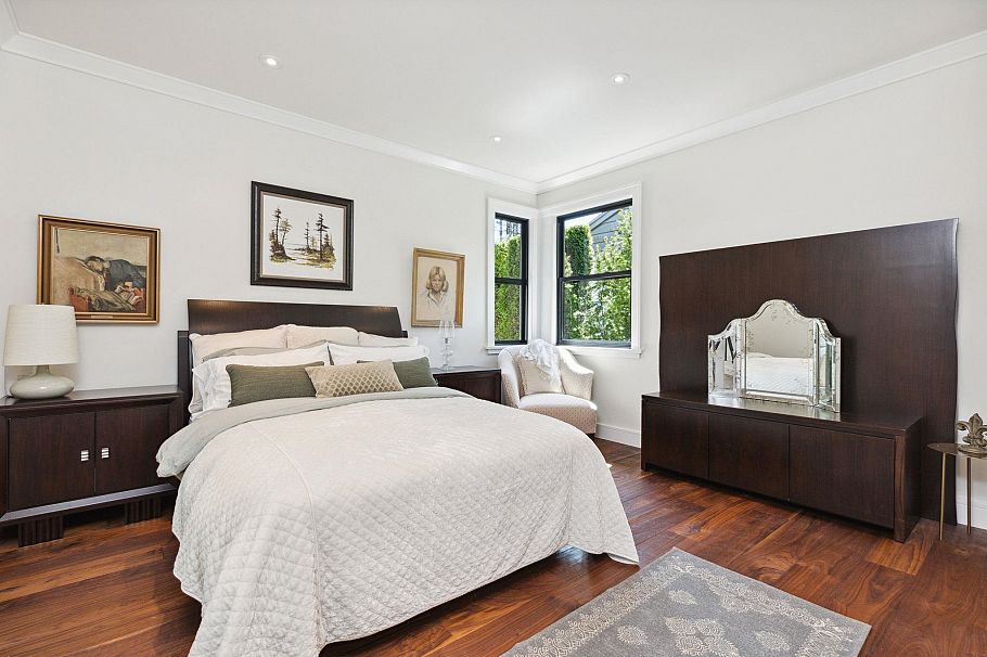 939 Friar Crescent North Vancouver, BC - 26