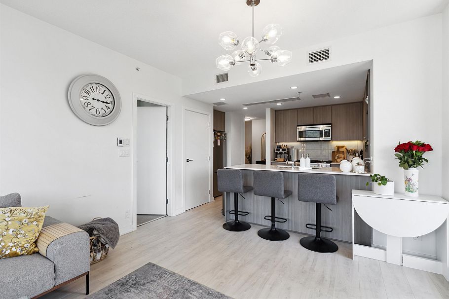 1207 1471 Hunter Street North Vancouver, BC - 15