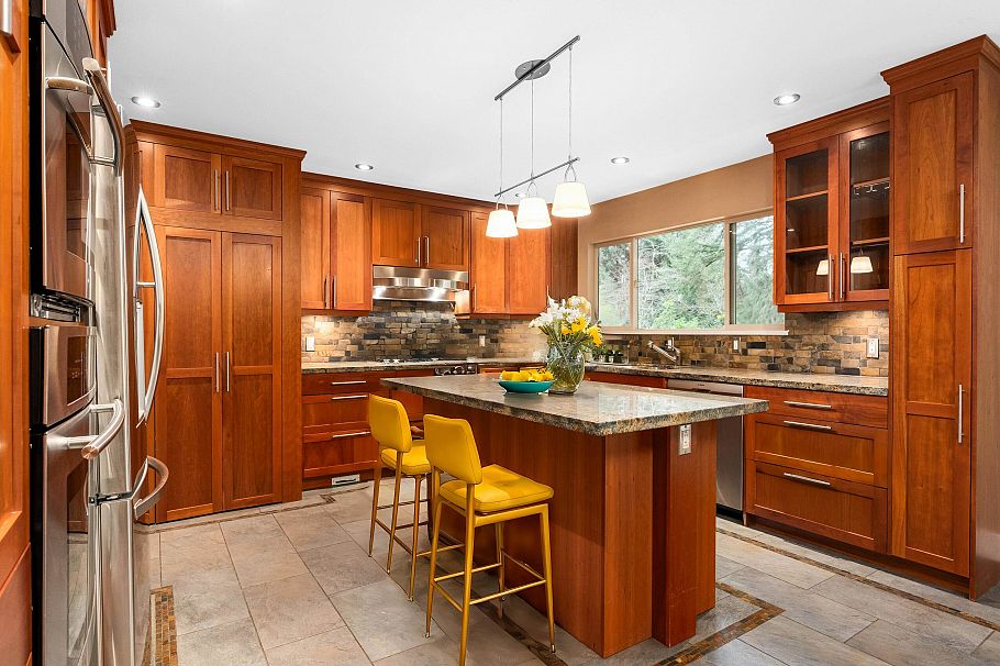 4793 Capilano Road North Vancouver, BC - 14