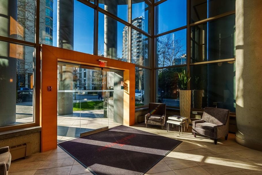 2203 120 W 2nd Street North Vancouver, BC - 22