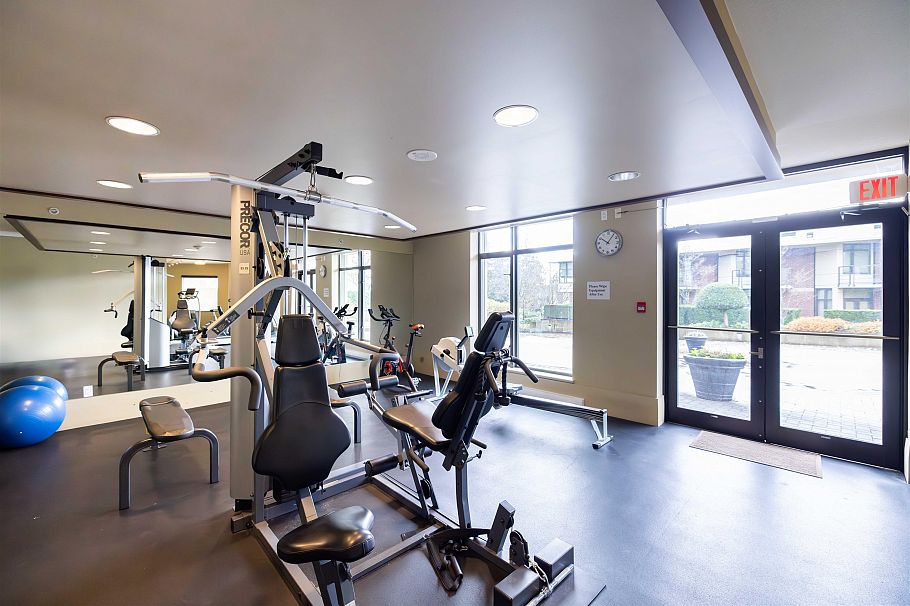 602 683 W Victoria Park North Vancouver, BC - 25