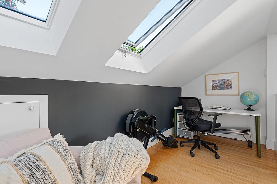 2343 W 7th Avenue Vancouver, BC - 32