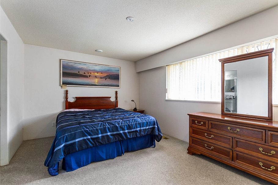 1728 Westover Road North Vancouver, BC - 9