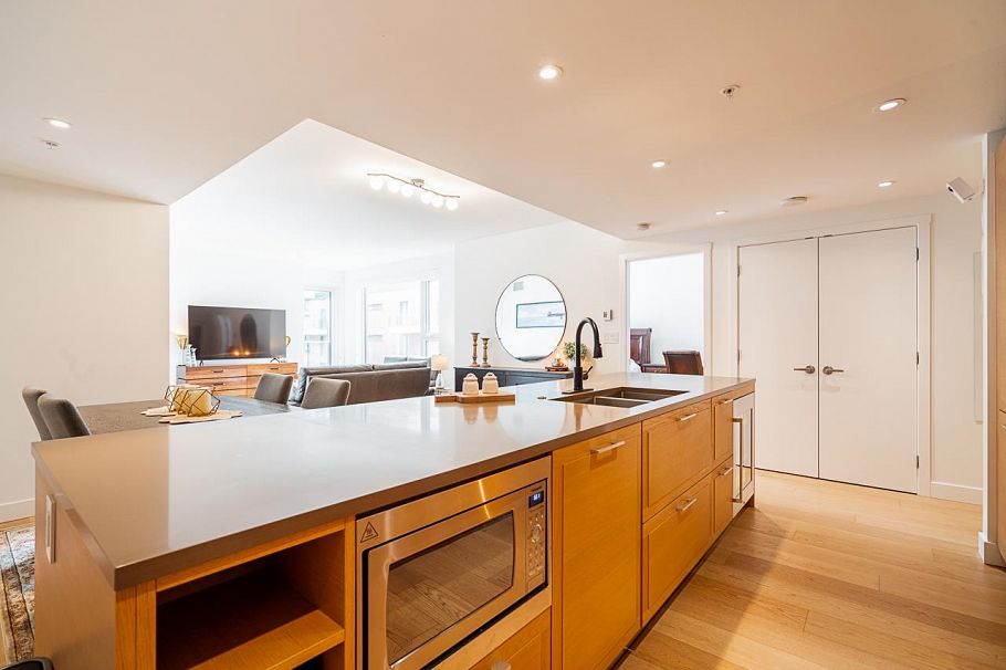 501 7228 Adera Street Vancouver, BC - 7