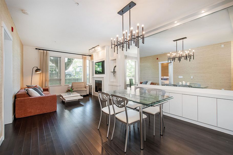 116 119 W 22nd Street North Vancouver, BC - 4