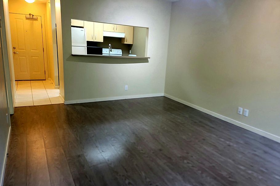 302 3663 Crowley Drive Vancouver, BC - 8