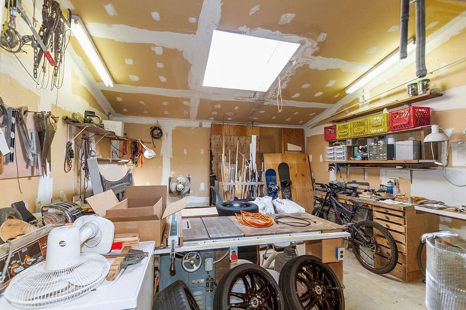 1728 Westover Road North Vancouver, BC - 21