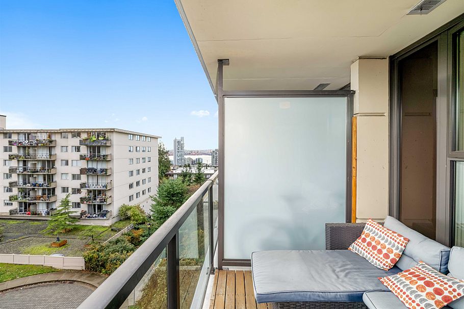 602 683 W Victoria Park North Vancouver, BC - 15