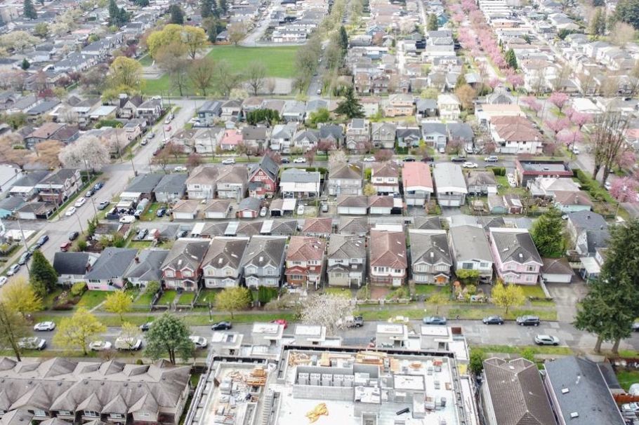 3240 Clive Avenue Vancouver, BC - 39