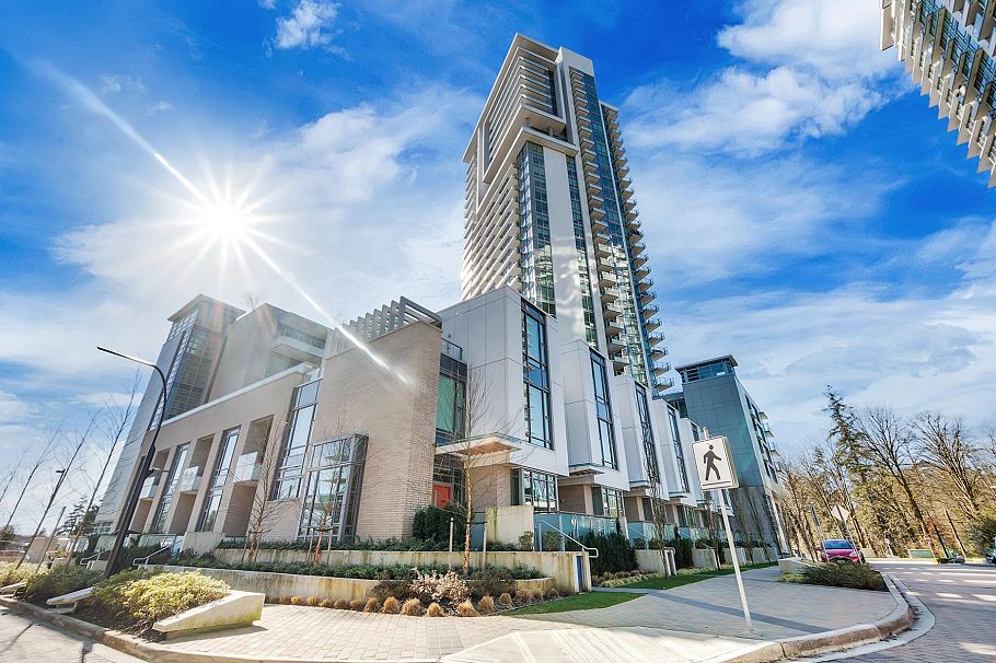 107 1500 Fern Street North Vancouver, BC - 1