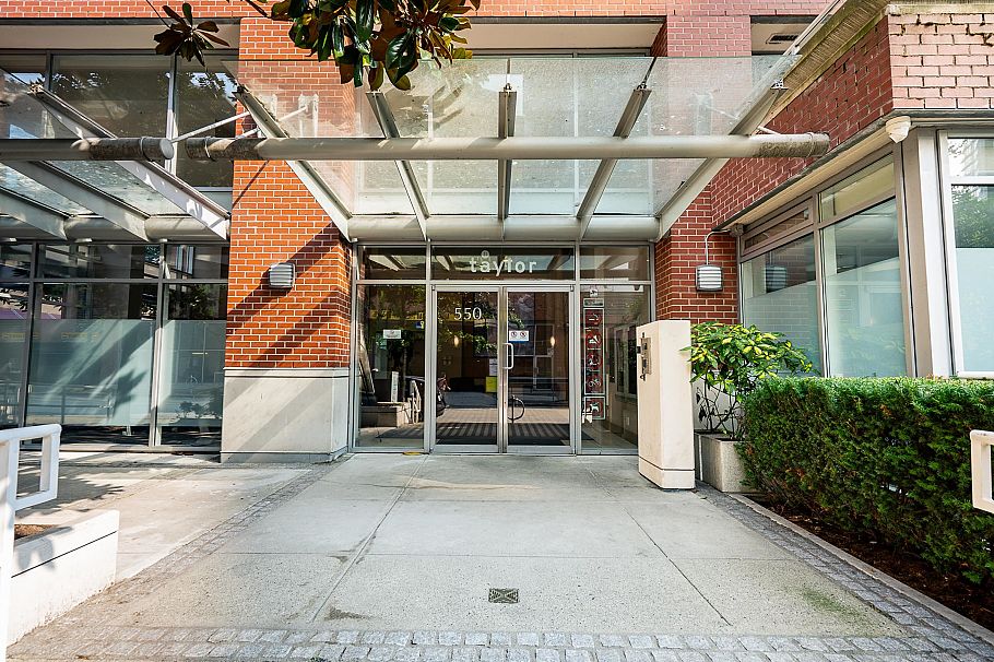 1804 550 Taylor Street Vancouver, BC - 3