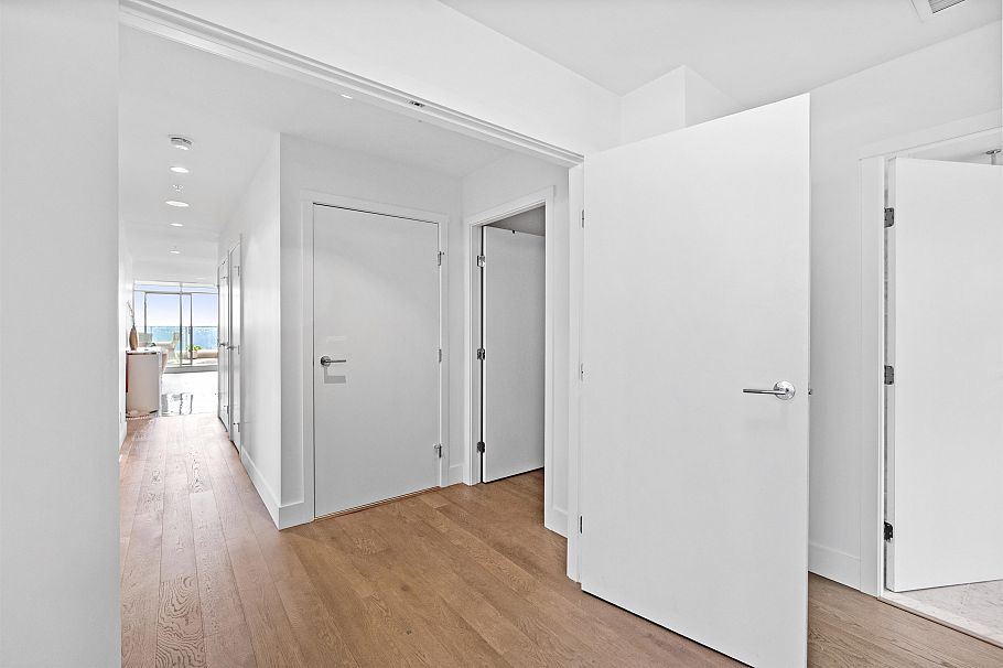 2201 1632 Lions Gate Lane North Vancouver, BC - 26