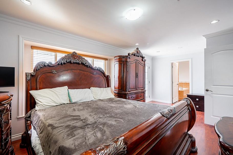 1306 E 60 Avenue Vancouver, BC - 18