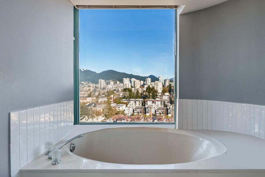 2203 120 W 2nd Street North Vancouver, BC - 12