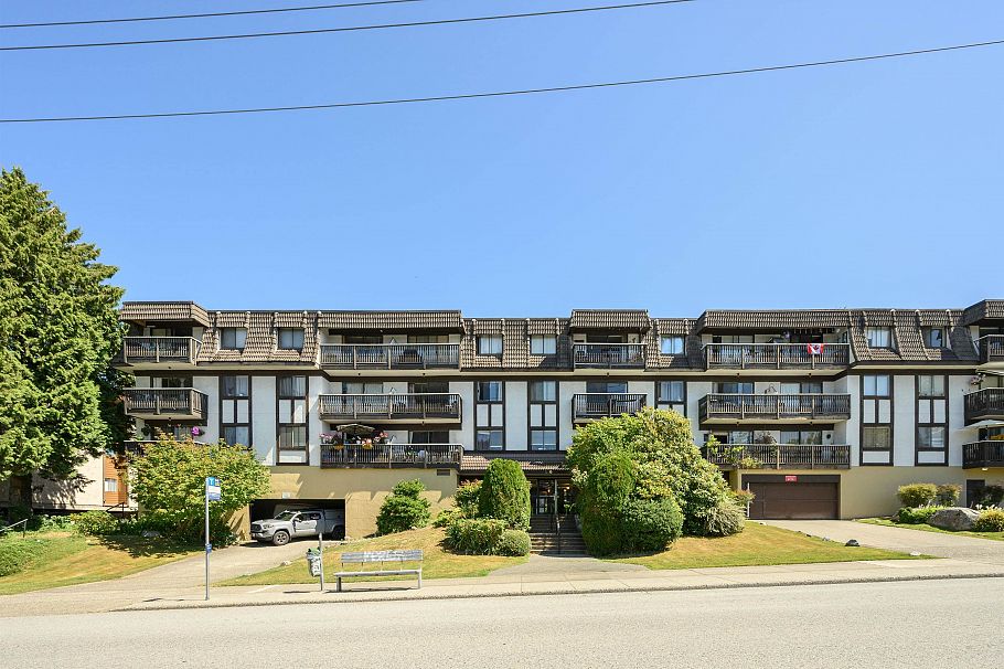305 310 W 3rd Street North Vancouver, BC - 22