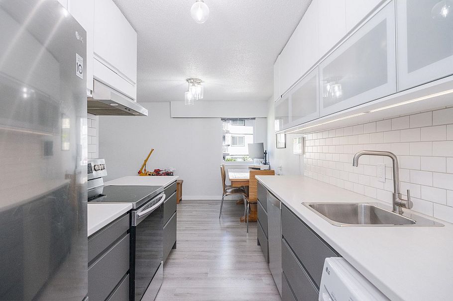 216 780 Premier Street North Vancouver, BC - 11