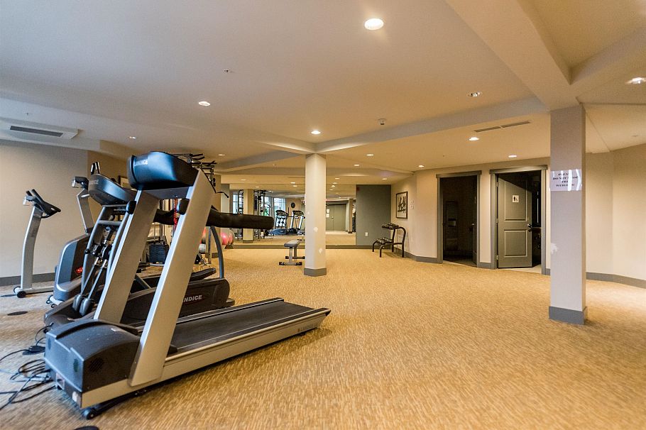 116 119 W 22nd Street North Vancouver, BC - 31